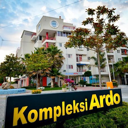 Hotel Apartments Ardo Голем Екстер'єр фото