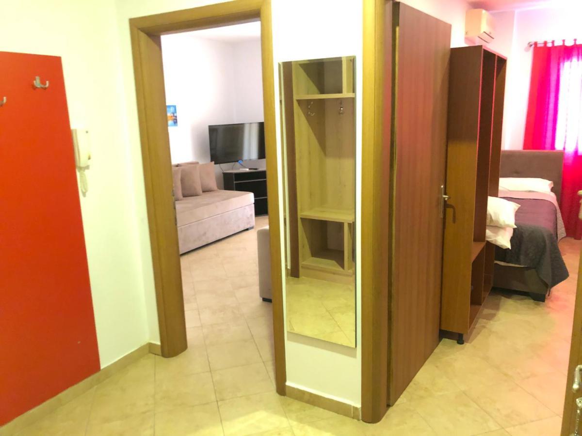 Hotel Apartments Ardo Голем Екстер'єр фото