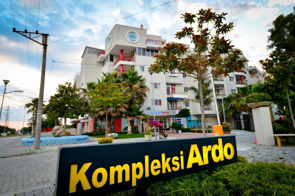 Hotel Apartments Ardo Голем Екстер'єр фото